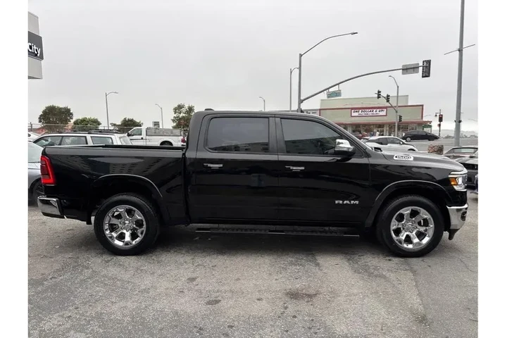 $36388 : Ram 1500 2020 4x2 Laramie 4d image 7