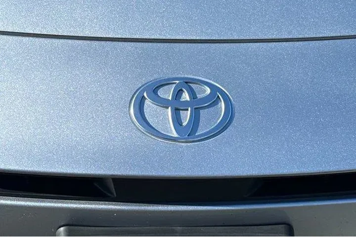 $25470 : Toyota Camry 2025 SE 4dr Sed image 7