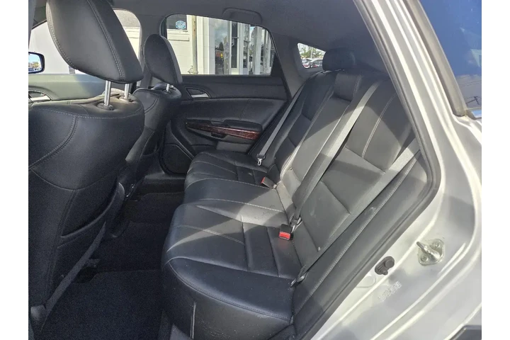 $8999 : Honda Accord Crosstour 2010 image 10