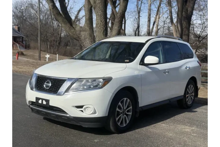 $5999 : 2015 Pathfinder S image 4
