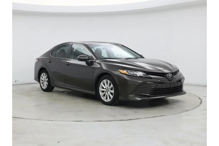 $20998 : Toyota Camry 2018 LE 4dr Sed image 1