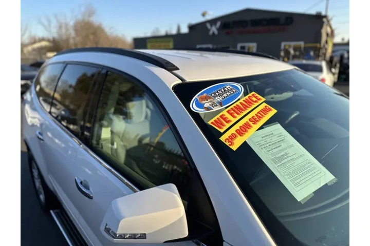 $5995 : 2011 Traverse LT image 7