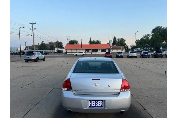 $8500 : 2015 Impala Limited Police | image 8