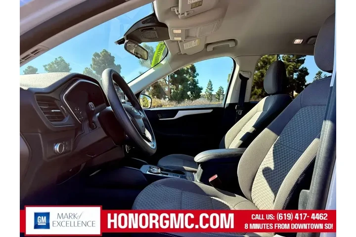 $19188 : Ford Escape 2022 SE 4dr SUV image 9