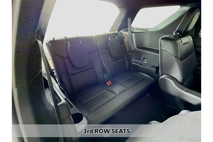 $37599 : Ford Explorer 2023 AWD ST 4d image 10