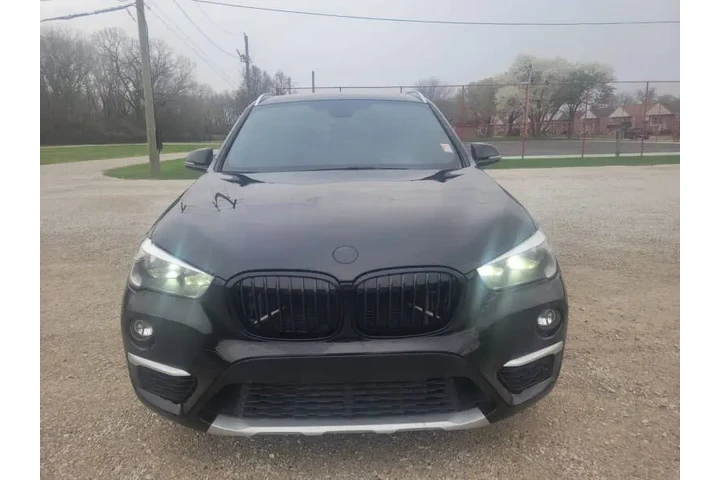 $12497 : 2018 BMW X1 sDrive28i image 3