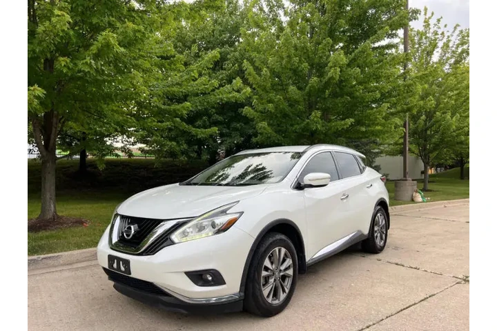 $8997 : 2015 Murano SV image 2