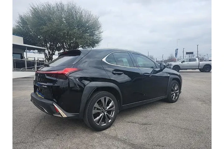 $27997 : Lexus UX 200 2019 F SPORT 4d image 3