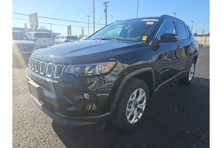 $21521 : Jeep Compass 2025 4x4 Latitu image 4
