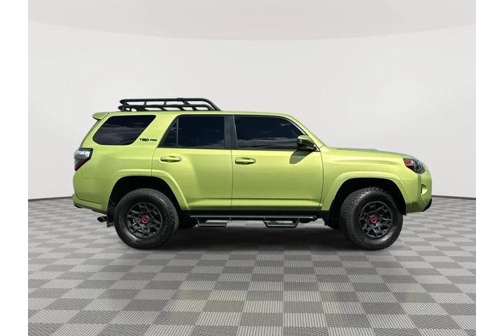 $46989 : Gold Certified 2022 4Runner T image 10