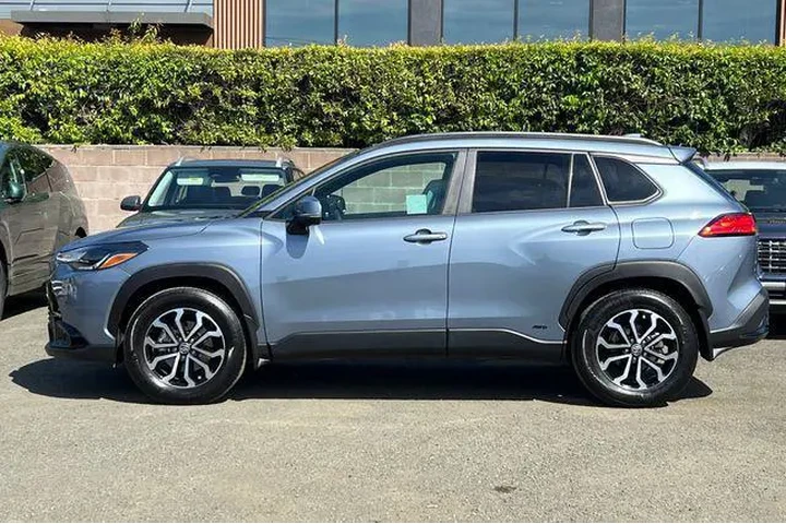 $28890 : Toyota Corolla Cross Hybrid image 10