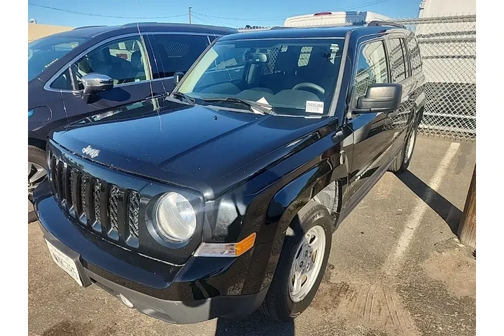 $9891 : Jeep Patriot 2016 Sport 4dr image 3