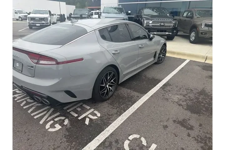 $23490 : Kia Stinger 2022 GT-Line 4dr image 6