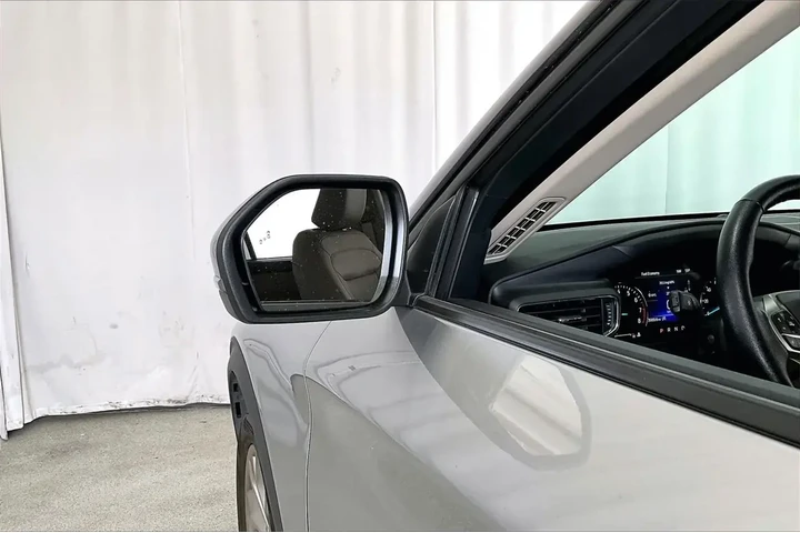 $26441 : Ford Explorer 2021 Limited 4 image 10