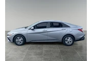 $26211 : Hyundai ELANTRA 2025 SE 4dr thumbnail