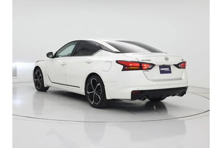 $23998 : Nissan Altima 2023 2.5 SR 4d image 2