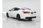 $23998 : Nissan Altima 2023 2.5 SR 4d thumbnail