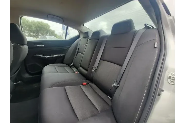 $15495 : Nissan Altima 2021 2.5 SV 4d image 8