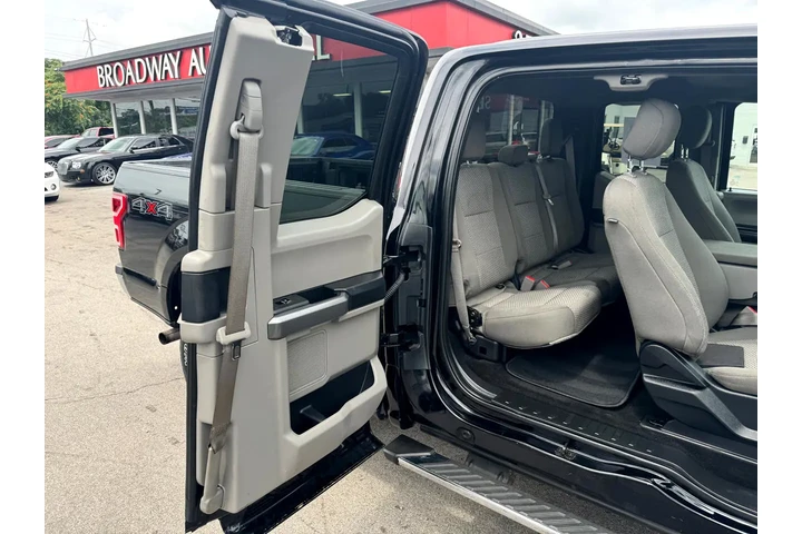 $17980 : 2018 F-150 4WD SuperCab 145" image 9