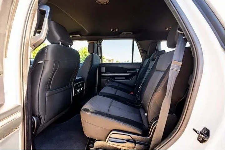 $20301 : Ford Expedition 2019 4x2 XLT image 9