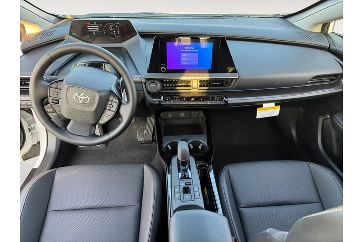 $39999 : Toyota Prius Plug-in Hybrid image 10