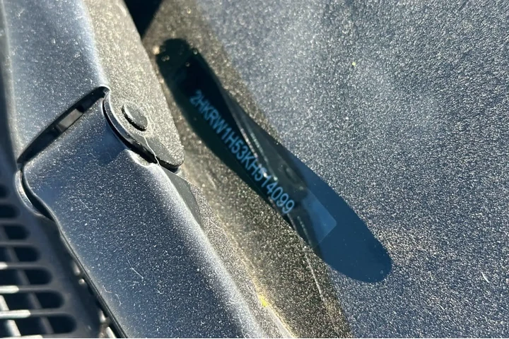 $22981 : Honda CR-V 2019 EX 4dr SUV image 2