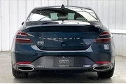 $39990 : Genesis G70 2023 3.3T Standa thumbnail