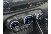 $21630 : Hyundai VENUE 2025 SEL 4dr C thumbnail