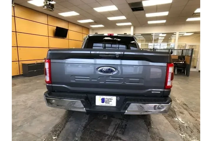 $38925 : Ford F-150 2023 4x4 Lariat 4 image 6