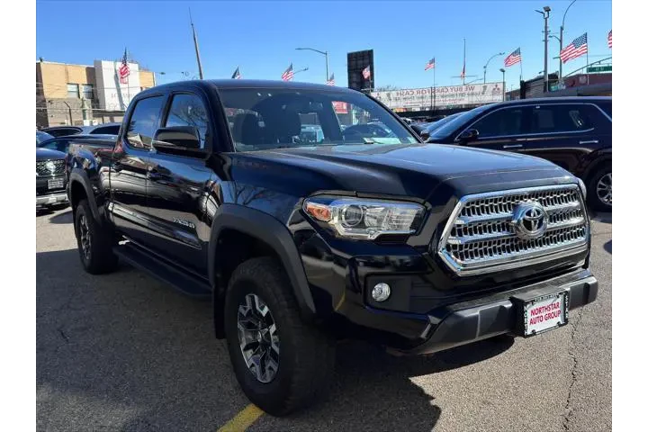 $26895 : Toyota Tacoma 2017 4x4 TRD O image 3
