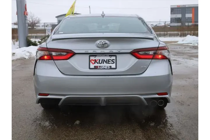 $24777 : Toyota Camry 2024 SE 4dr Sed image 8