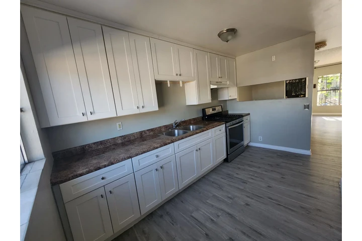 $2095 : Apt 2 Recamaras con Parking image 8