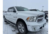 $19995 : Ram 1500 2017 4x4 SLT 4dr Cr thumbnail