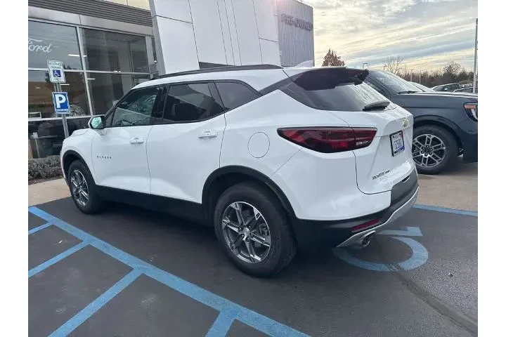 $29531 : Chevrolet Blazer 2023 AWD LT image 6