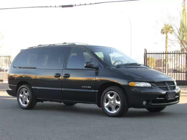 $4995 : 2000 Grand Caravan ES image 1