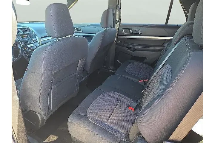 $16800 : Ford Explorer 2019 AWD XLT 4 image 10