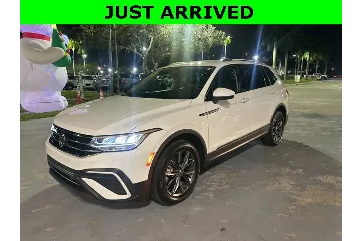 $20500 : Volkswagen Tiguan 2022 SE 4d image 1