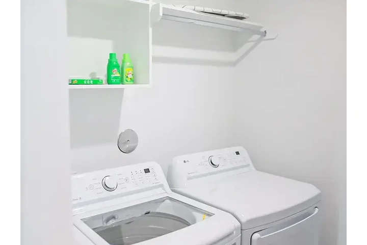 $3250 : New House for rent image 5