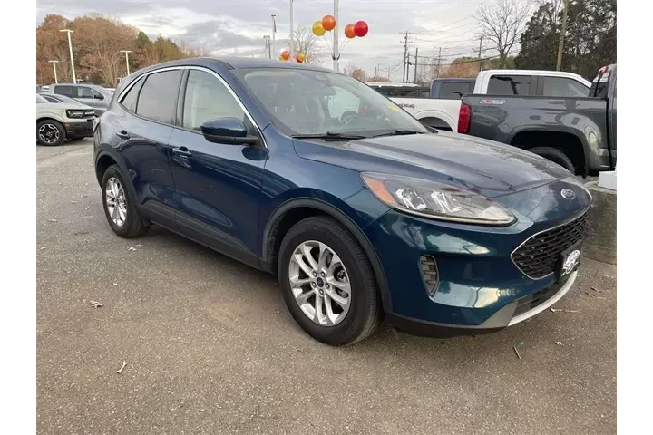 $18633 : Ford Escape 2020 SE 4dr SUV image 1