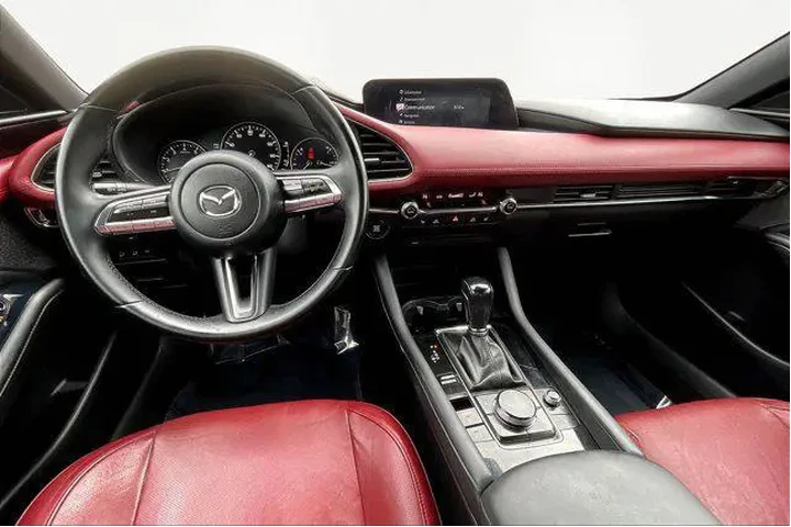 $18897 : Mazda Mazda3 Hatchback 2020 image 6