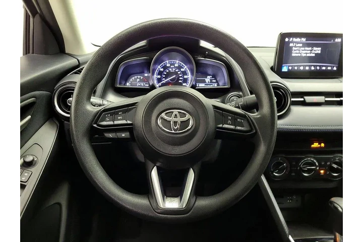 $16998 : Toyota Yaris 2020 LE 4dr Sed image 10