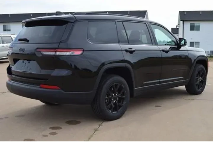 $31333 : Jeep Grand Cherokee L 2024 4 image 2