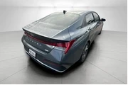 $21995 : Hyundai ELANTRA Hybrid 2024 thumbnail