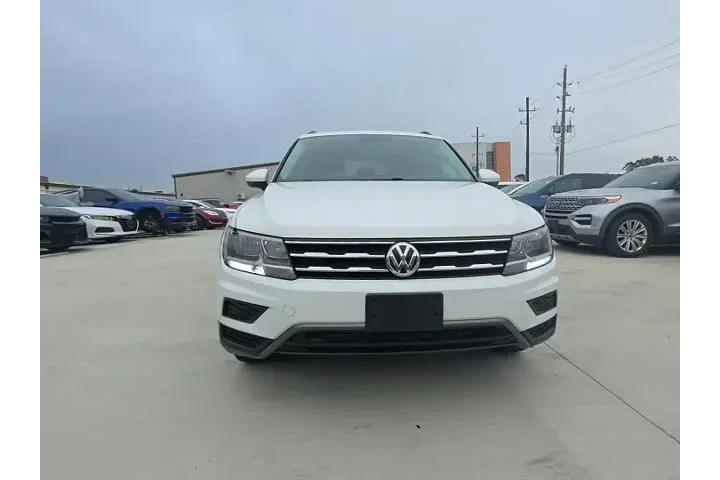 $15473 : Volkswagen Tiguan 2021 SE 4d image 4