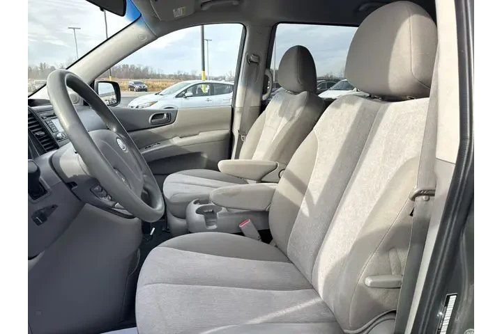 $9500 : Pre-Owned 2011 Sedona LX image 3