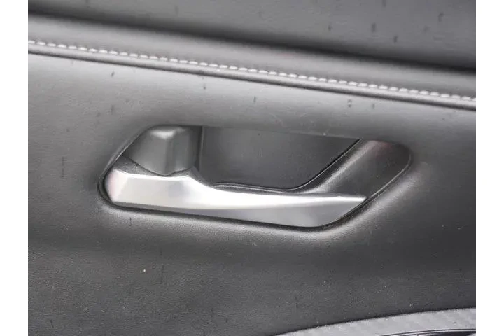 $18290 : Nissan Sentra 2024 SV 4dr Se image 8