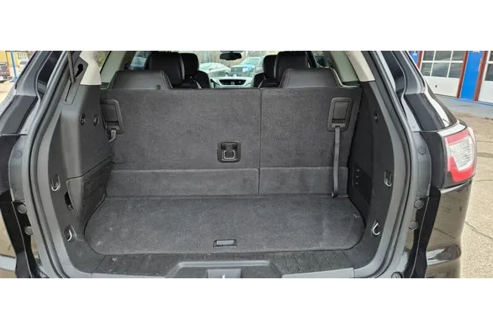 $9990 : 2016 Traverse LT image 7