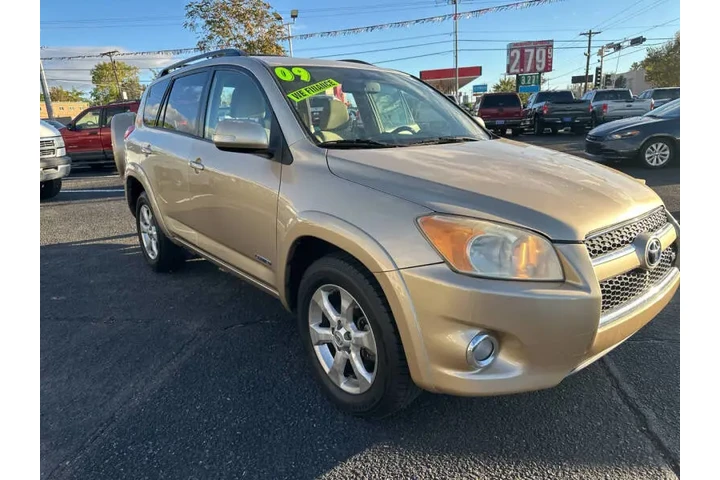 2009 RAV4 Limited image 8