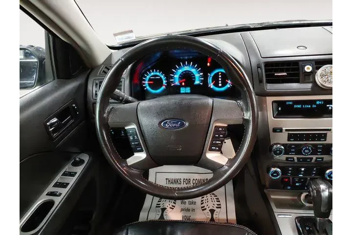 $7561 : Ford Fusion 2011 AWD SEL 4dr image 9