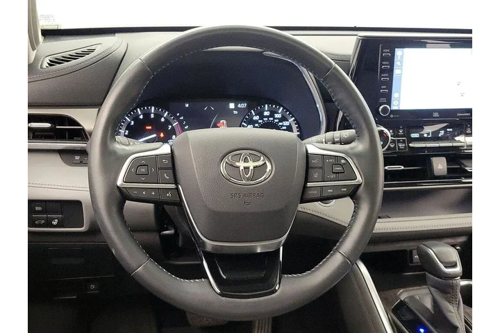 $30998 : Toyota Highlander 2020 AWD L image 10